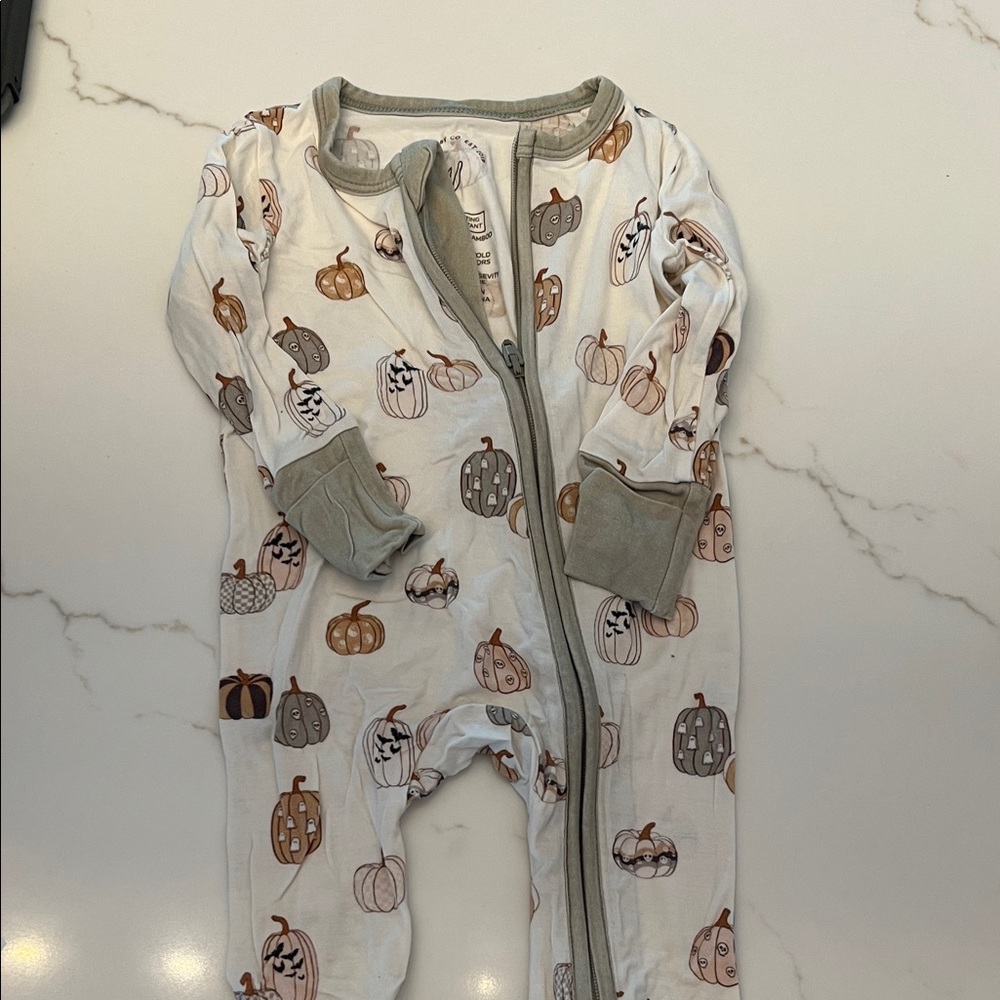 Cozy Pumpkin Print Kids Footie